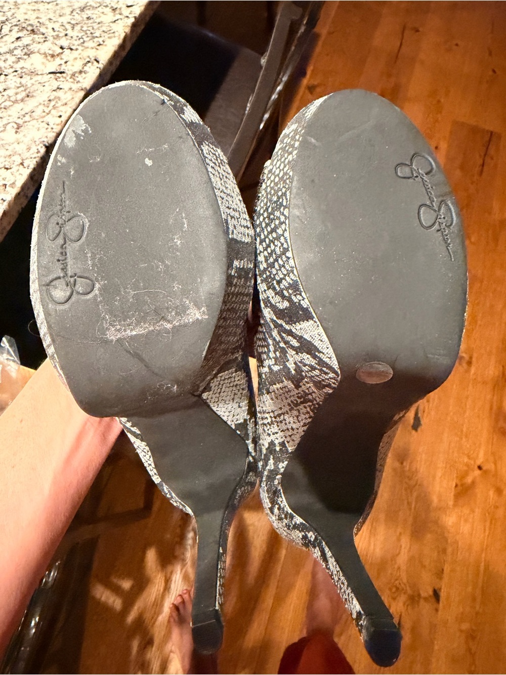 NWT! Jessica Simpson Gray Snake-Print Platform Peep-Toe Heels - Picture 14 of 16